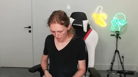 Snapshot of velvettgirl chatting on 02.10.26 VelvetTGirl online show from 02.10.26