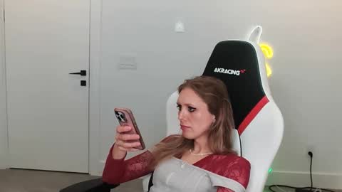 Snapshot of velvettgirl chatting on 02.11.26 VelvetTGirl online show from 02.11.26