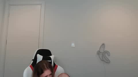 Snapshot of velvettgirl chatting on 02.12.26 VelvetTGirl online show from 02.12.26