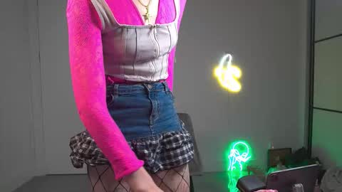 VelvetTGirl online show from 03.12.26