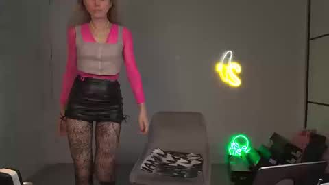 VelvetTGirl online show from 03.19.26