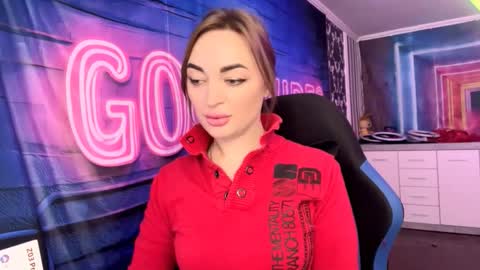 Snapshot of velvettouch4444 chatting on 02.21.26 MERYEM online show from 02.21.26