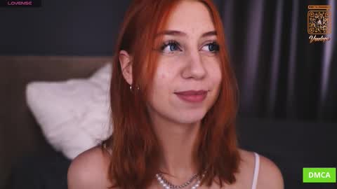 Snapshot of venelopa chatting on 11.15.25 Venelopa online show from 11.15.25