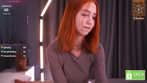 Snapshot of venelopa chatting on 11.30.25 Venelopa online show from 11.30.25