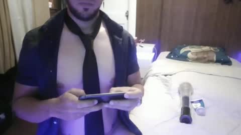 Snapshot of venezuelan420 chatting on 10.08.25 venezuelan420 online show from 10.08.25