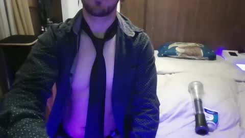 Snapshot of venezuelan420 chatting on 12.03.25 venezuelan420 online show from 12.03.25