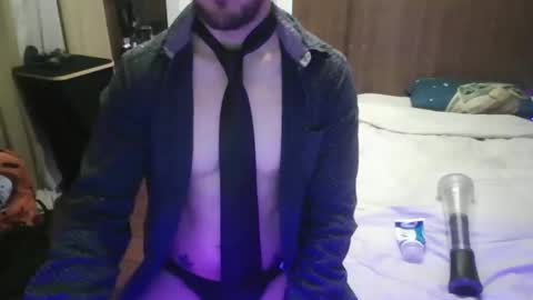 Snapshot of venezuelan420 chatting on 12.18.25 venezuelan420 online show from 12.18.25