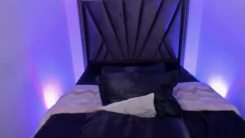 Miss  B. online show from 02.02.25