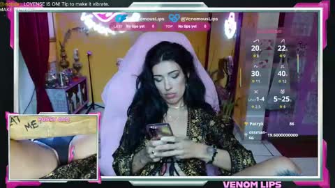 VenomLips online show from 12.17.25