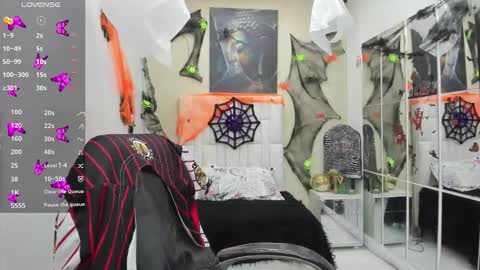 Venus Cortez  online show from 11.02.25