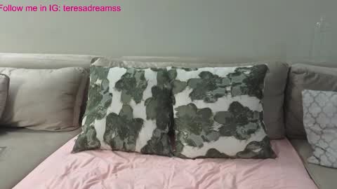 Teresa online show from 10.17.25