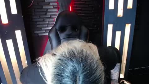 Venus Ink online show from 05.05.26