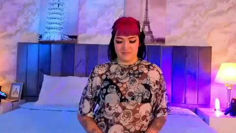 Snapshot of venus_rossel chatting on 05.28.26 venuss online show from 05.28.26