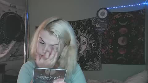 Snapshot of venusastar chatting on 10.22.25 Miss Venus online show from 10.22.25