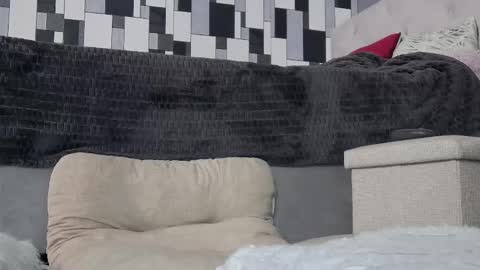 venusinylons online show from 03.05.26