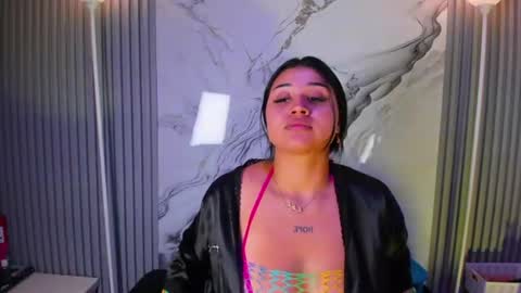 Snapshot of venusowen_ chatting on 06.20.26 Venusowen online show from 06.20.26
