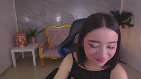 venuss online show from 11.25.25