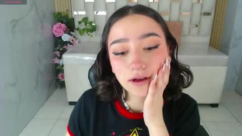 Snapshot of venuss09_s chatting on 12.18.25 venuss online show from 12.18.25