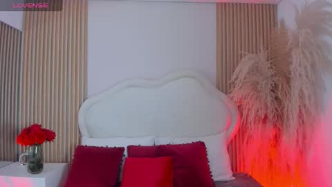 Vera  online show from 12.17.25