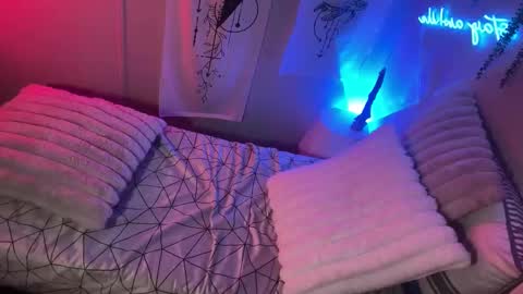 Snapshot of vera_quinn chatting on 10.10.25 Vera Quinn online show from 10.10.25