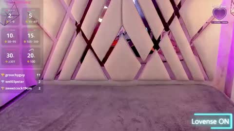 Domelipa  online show from 03.05.25