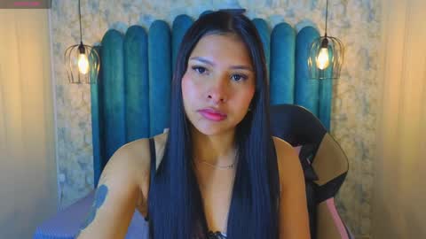Snapshot of verabest chatting on 04.27.26 Domelipa online show from 04.27.26