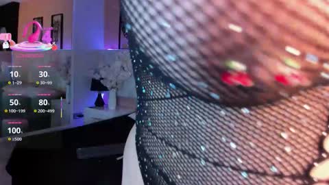 veronica_hill_ online show from 11.05.25