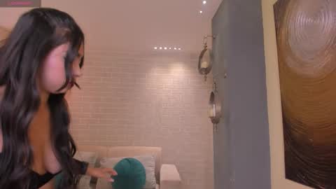 Snapshot of veronicablue1 chatting on 09.11.25 Vero online show from 09.11.25