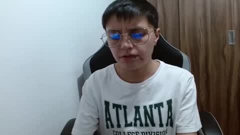 Snapshot of veronicaelite16 chatting on 12.23.24 Veronica Clark online show from 12.23.24