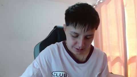 Snapshot of veronicaelite16 chatting on 10.18.25 Veronica Clark online show from 10.18.25