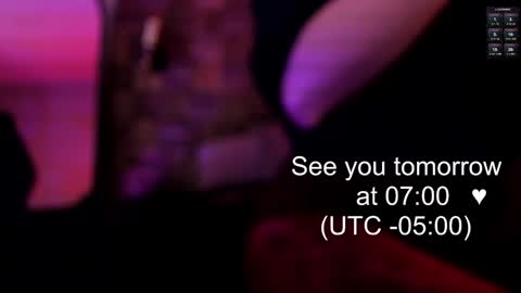 Snapshot of veronicafalcon chatting on 12.24.24 Veronica online show from 12.24.24