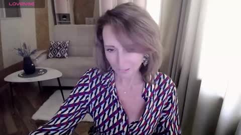 Helen online show from 02.06.25