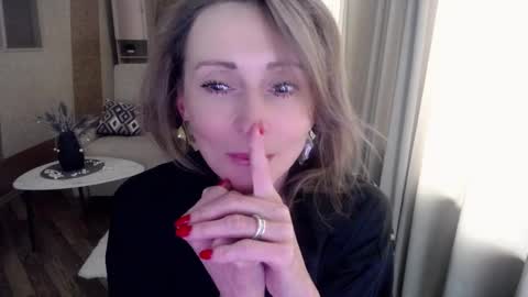 Helen online show from 02.27.25