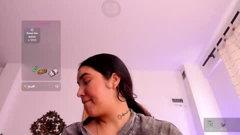 Veronica Gills online show from 04.25.26