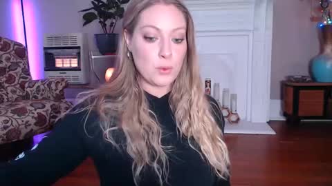 Veronica Weston online show from 01.09.25