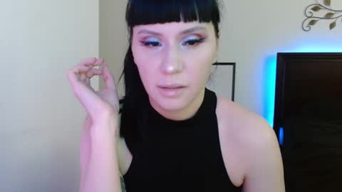 Snapshot of veronika_blak chatting on 12.02.25 Miss Veronika Blak online show from 12.02.25