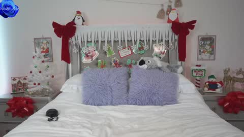 Veronika Rose please click show more if you want to see more of my content online show from 12.23.24