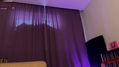 Snapshot of veronikaav chatting on 12.01.25 VeronikaAV online show from 12.01.25