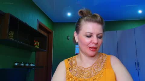 Snapshot of veronikawgold chatting on 05.31.26 VeronikawGold online show from 05.31.26