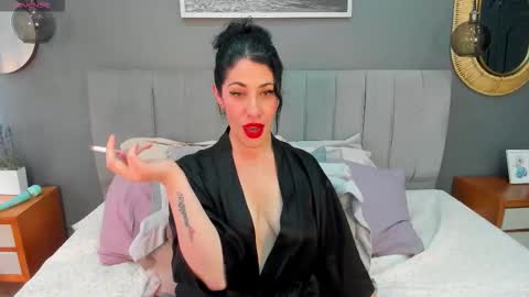Veronica  online show from 10.02.25