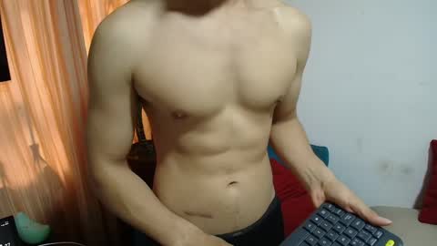 versatileguuy online show from 04.05.26