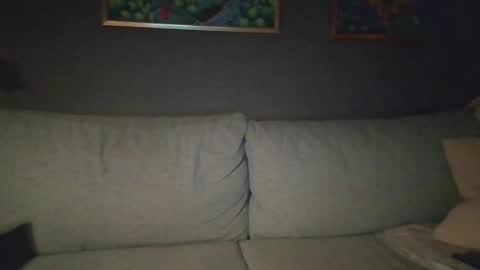 Snapshot of versatilexswede chatting on 12.15.25 John online show from 12.15.25