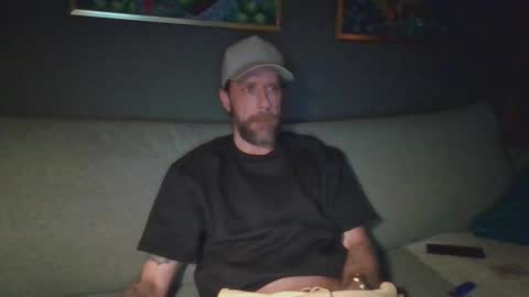 Snapshot of versatilexswede chatting on 12.16.25 John online show from 12.16.25