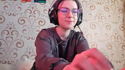 versieskains online show from 03.24.26