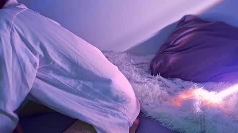 very_satrange_things online show from 05.15.26