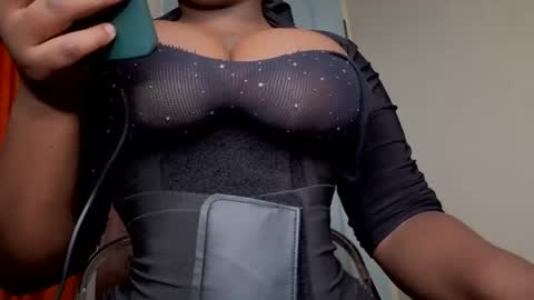 verygoodbadgirl_ebony online show from 03.28.26