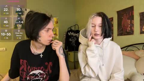 veryraretwins online show from 11.26.25