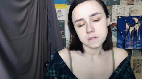 veryveryvery_shy online show from 02.19.25