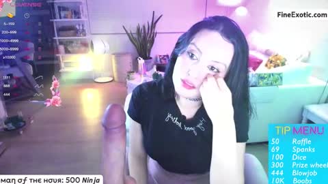 Snapshot of vesafine chatting on 03.02.25 vesafine online show from 03.02.25