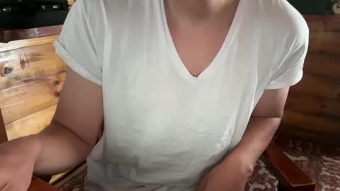 Snapshot of vexelgain chatting on 10.12.25 HendasWerout online show from 10.12.25